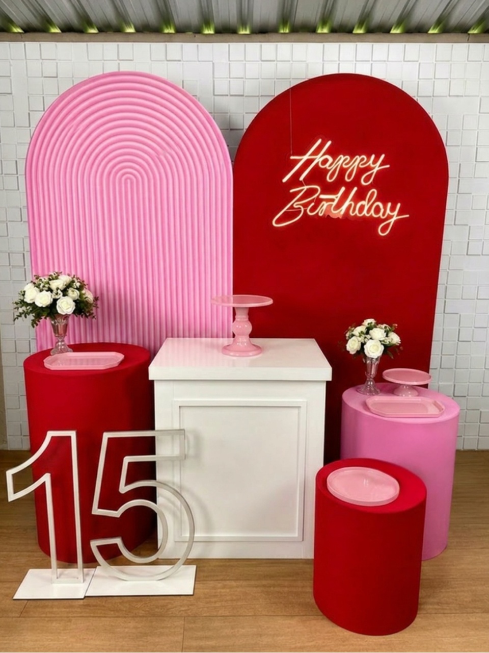 Kit Diamante - Rosa E Vermelho 15 Anos - CAMILA TONON LOCAÇÕES