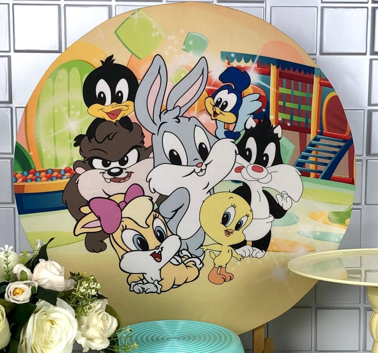 Capa Painel Redondo 50Cm - Looney Tunes Baby - CAMILA TONON LOCAÇÕES