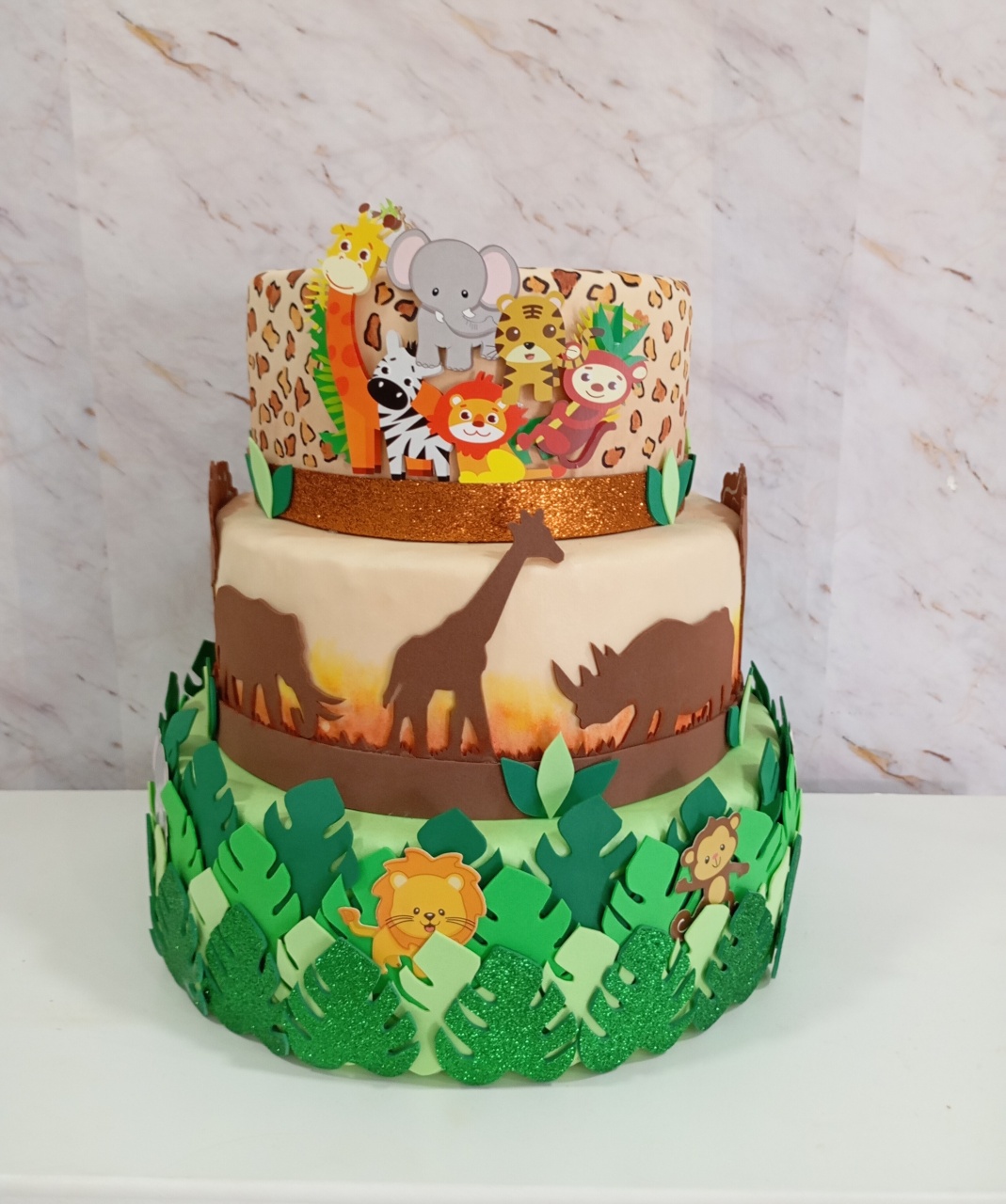 Bolo Fake Safari - Greicy Art´s Decor