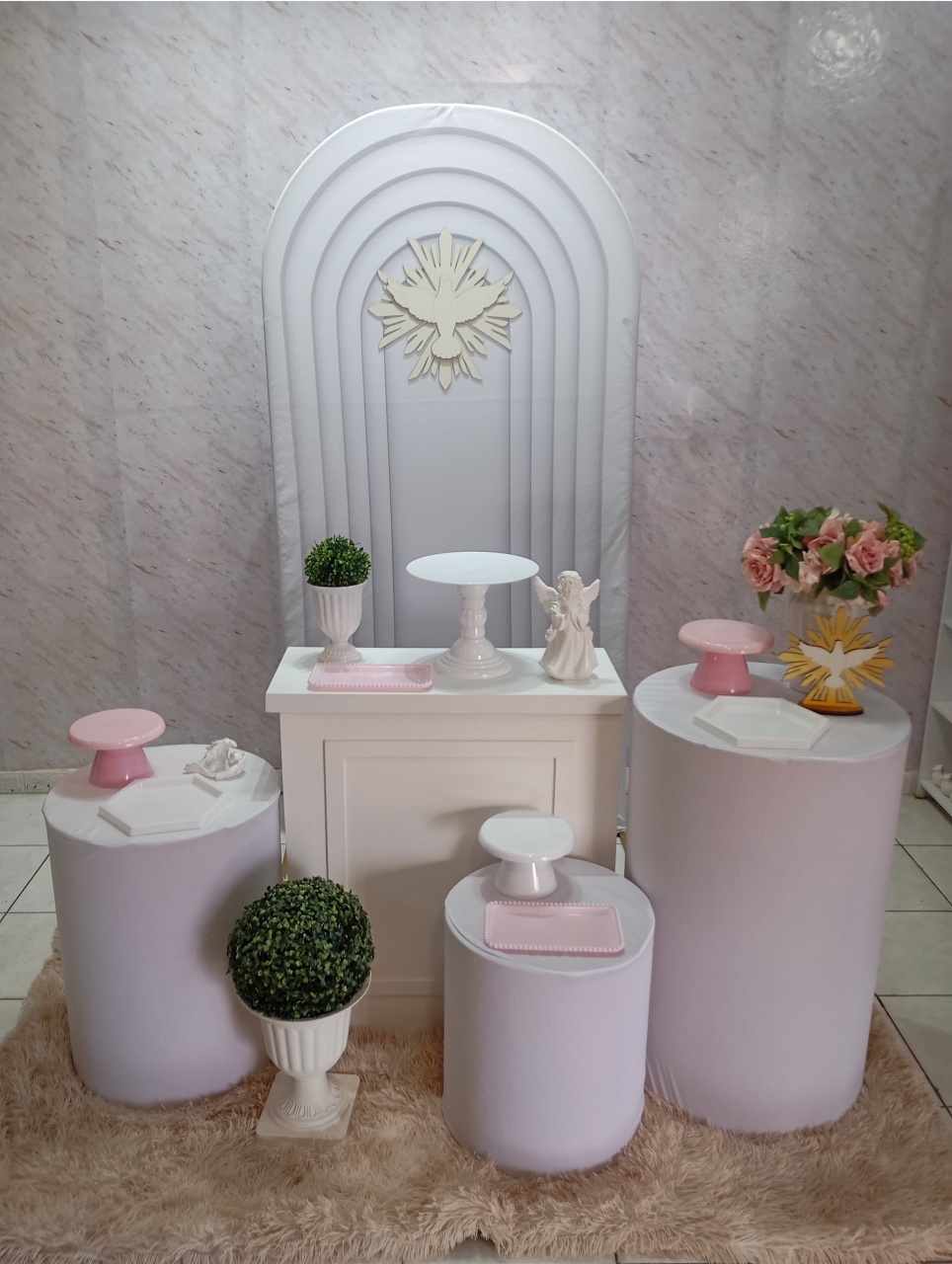 Kit Ouro Batizado Portal Branco Com Rosa - Greicy Art´s Decor