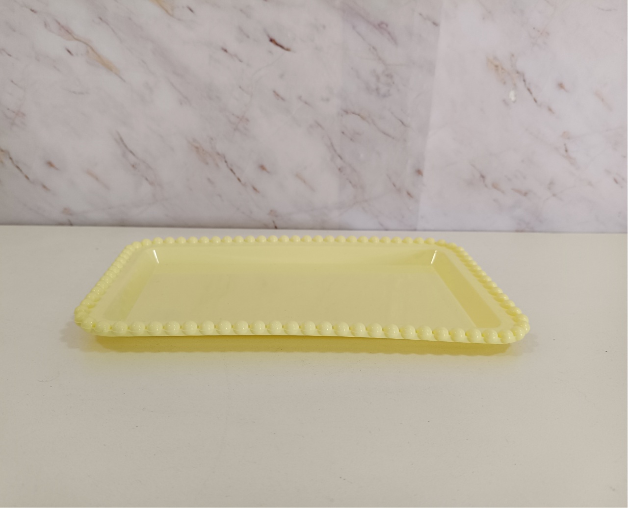 Bandeja Baixa Bolinha Amarela Candy - Greicy Art´s Decor