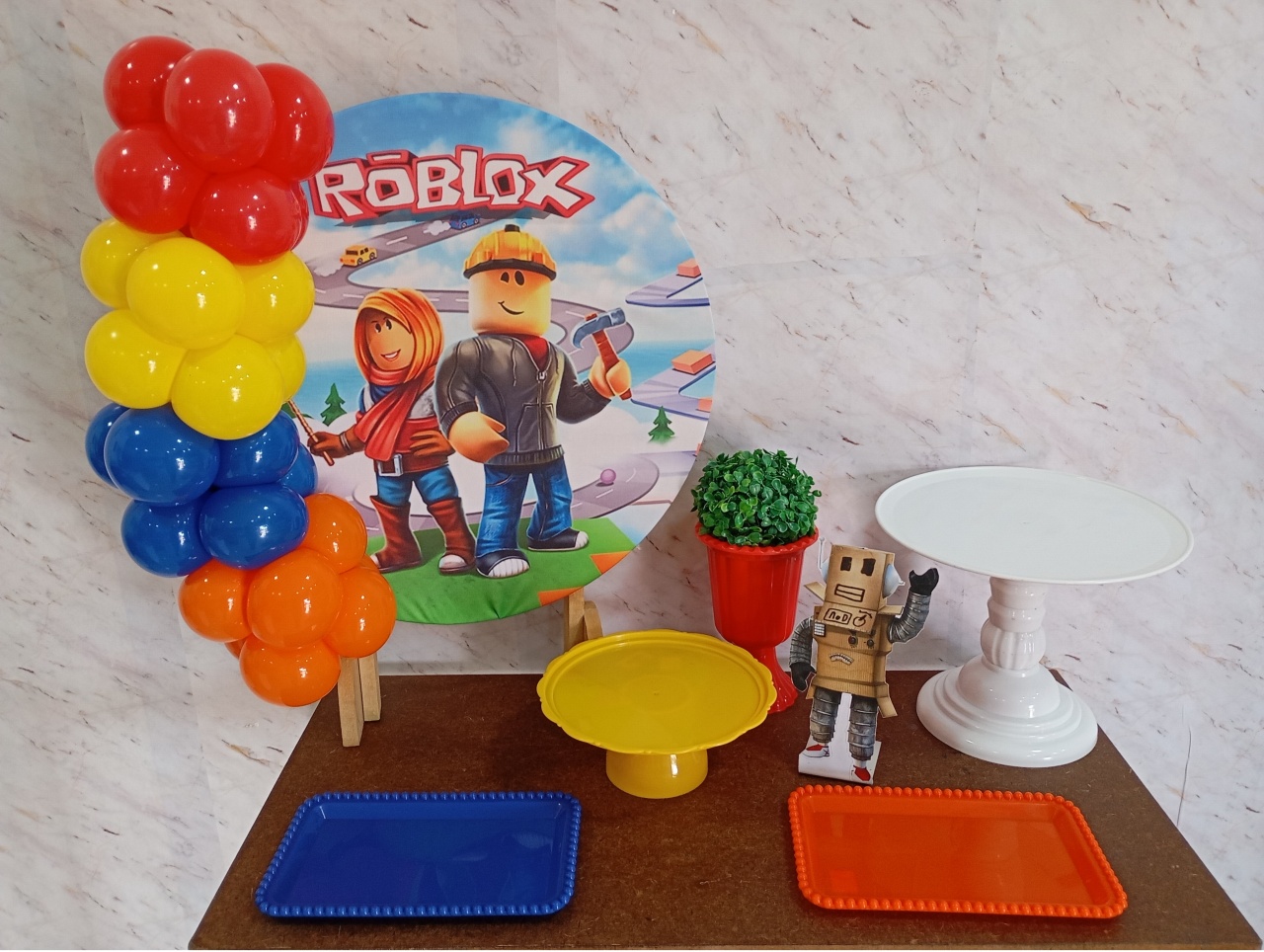 Mini Kit de Mesa Roblox - Greicy Art´s Decor