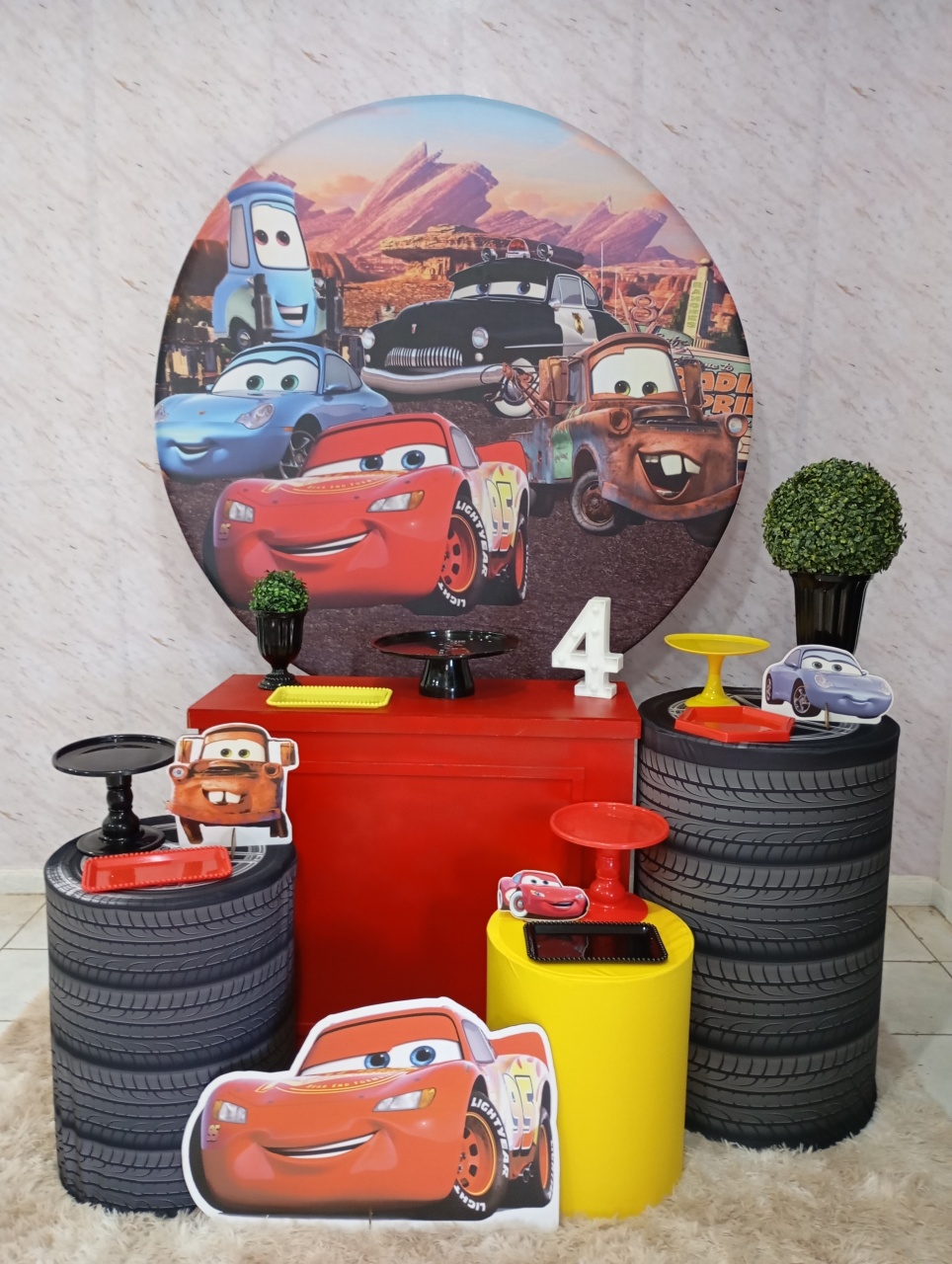 Kit Ouro Relâmpago Mcqueem - Greicy Art´s Decor