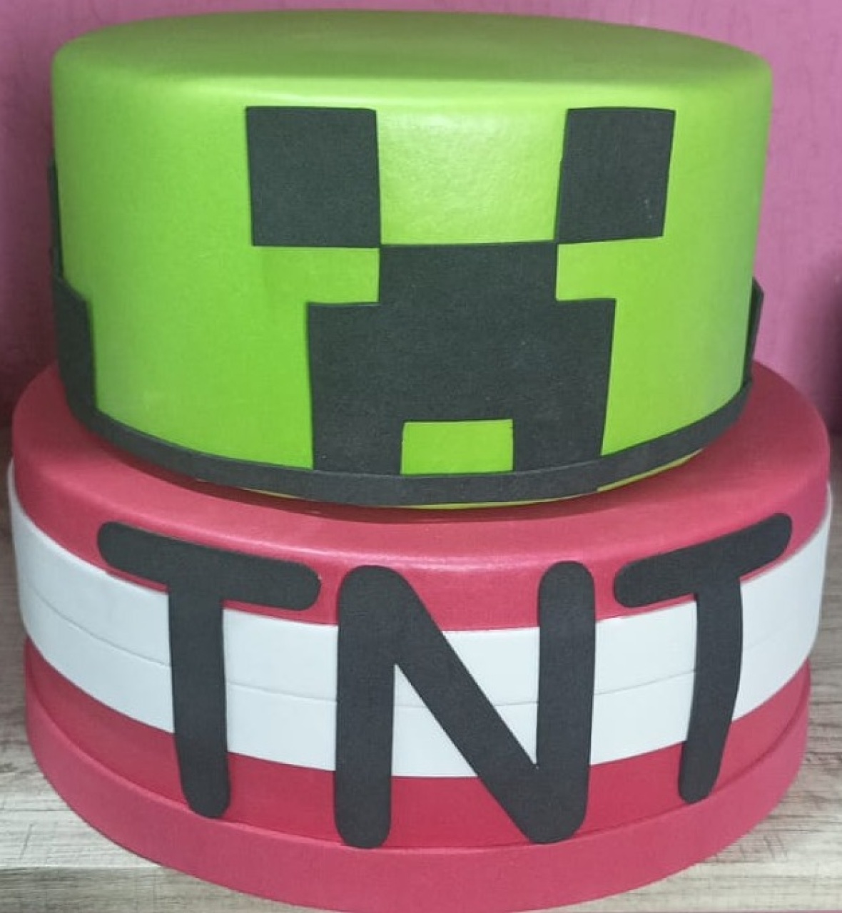 Bolo Fake 2And Minecraft - Vilegria Festas
