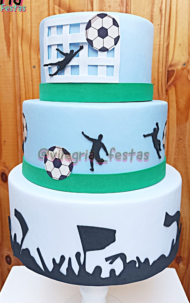 Bolo Fake 3 and Futebol Azul - Vilegria Festas