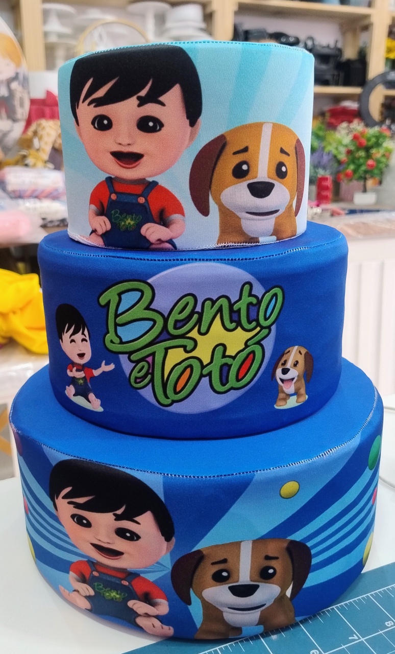 Bolo Fake 2And Bento E Totó - Vilegria Festas