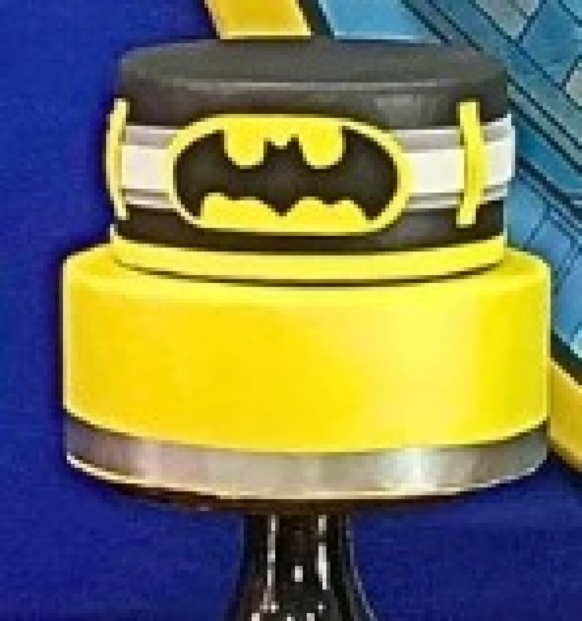 Bolo Fake 2And Batman - Vilegria Festas