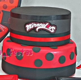 Bolo Fake 2And Ladybug - Vilegria Festas