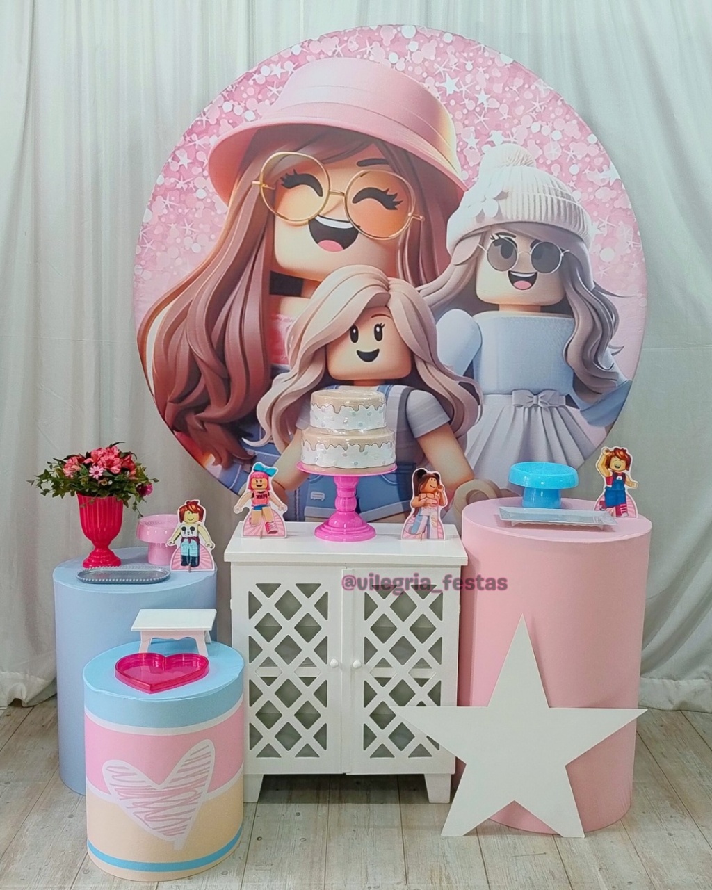 Kit Estrela Roblox Feminino - Vilegria Festas