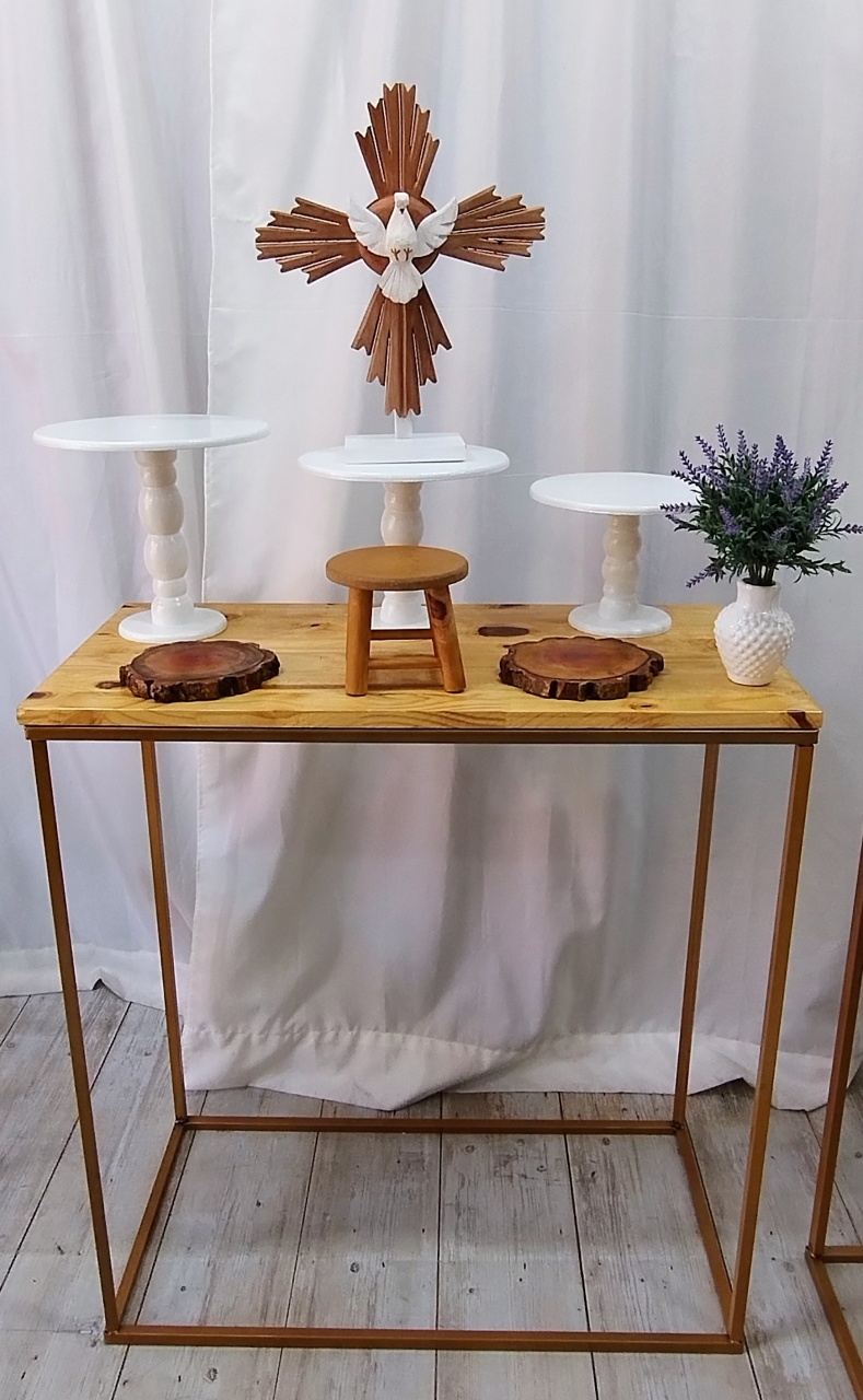 Composição Batizado Com Mesa de Ferro - Vilegria Festas