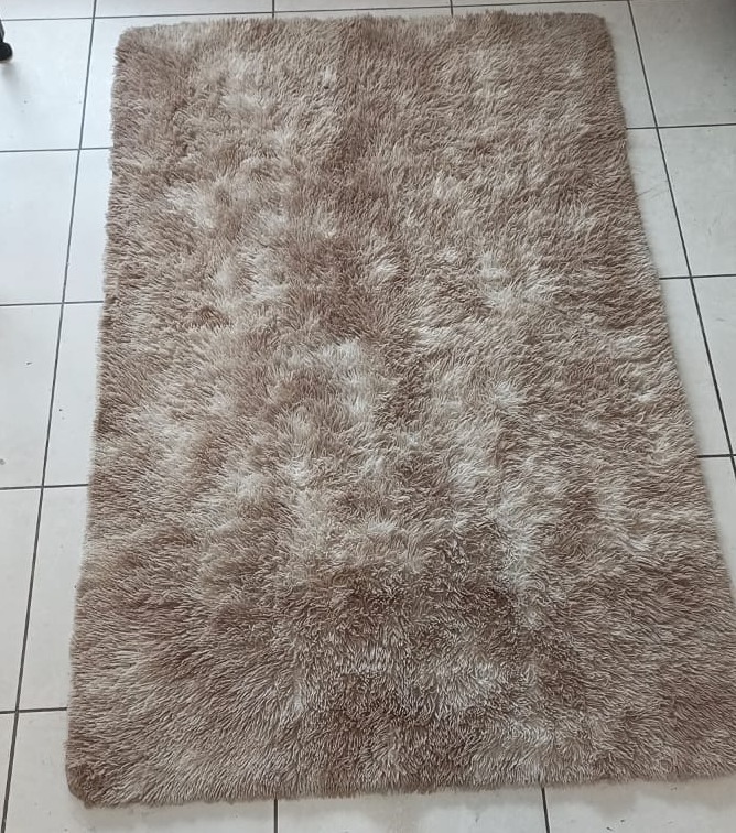 Tapete Felpudo Mesclado Bege E Branco G - Vilegria Festas