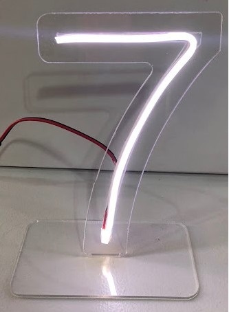 Número de Mesa de Led Branco Frio 7 - Vilegria Festas