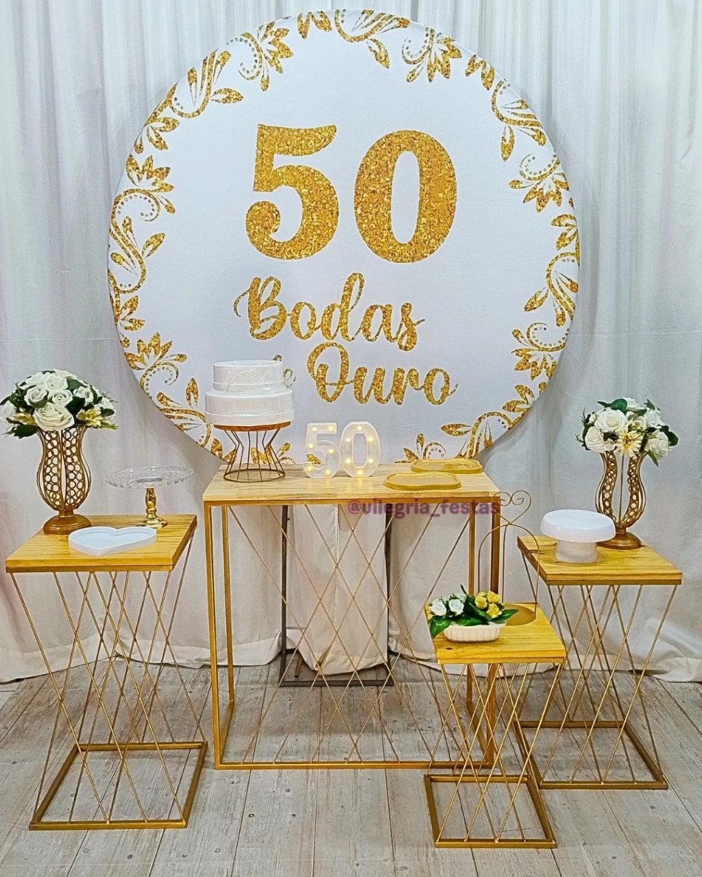 Composição Bodas de Ouro 2 - Vilegria Festas
