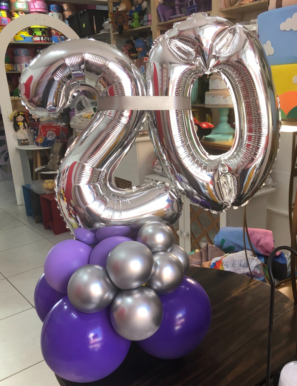 Arranjo de Balão Com 2 Números Metalizado Prata P - Vilegria Festas