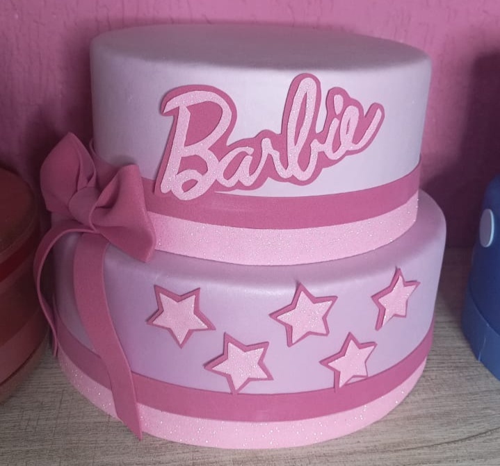 Bolo Fake 2And Barbie - Vilegria Festas