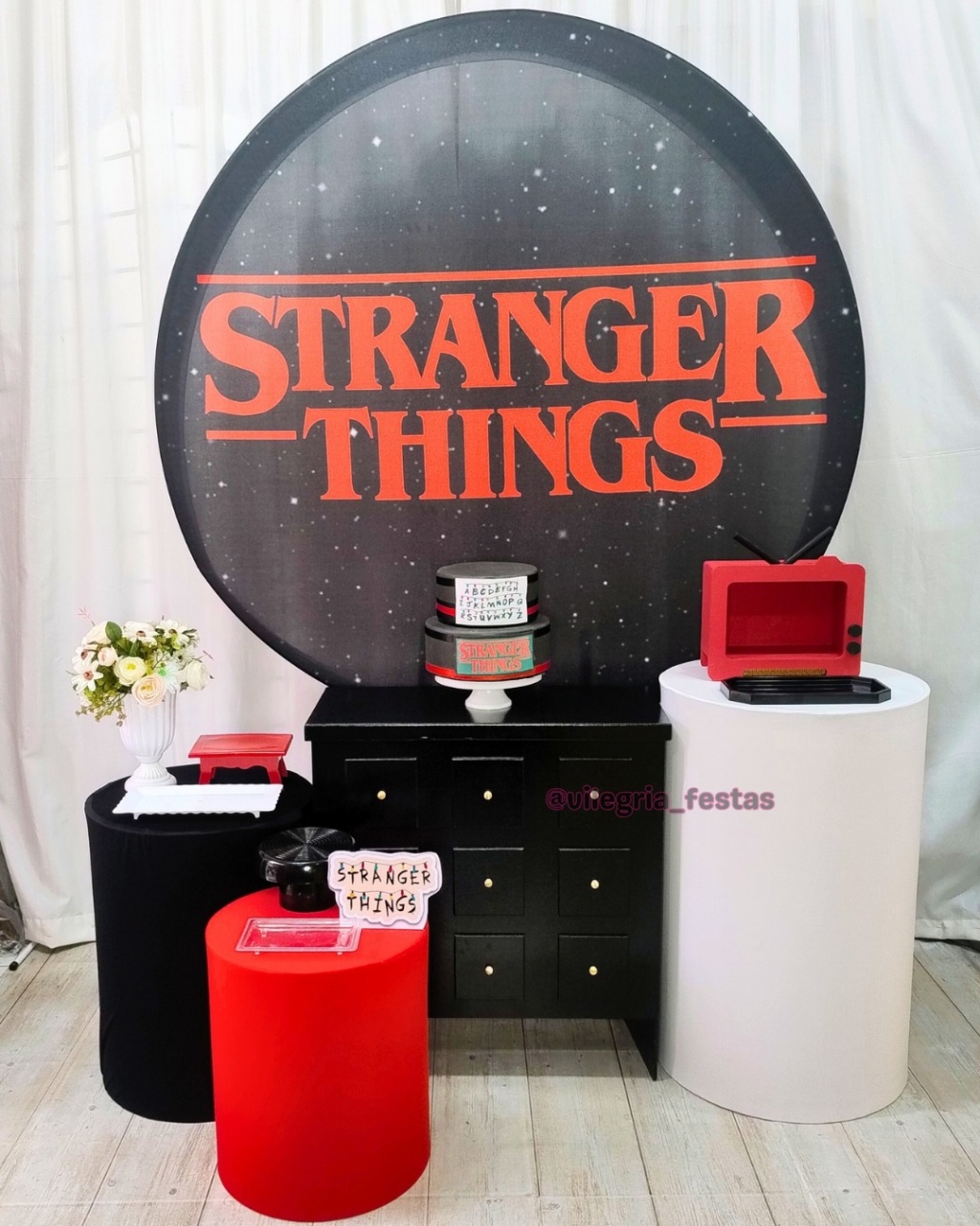 Kit Estrela Stranger Things 1 - Vilegria Festas