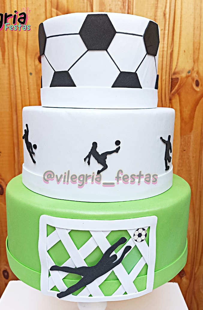 Bolo Fake 3 and Futebol Verde - Vilegria Festas