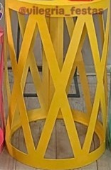 Mesa Cilindro Treliça Amarela G - Vilegria Festas