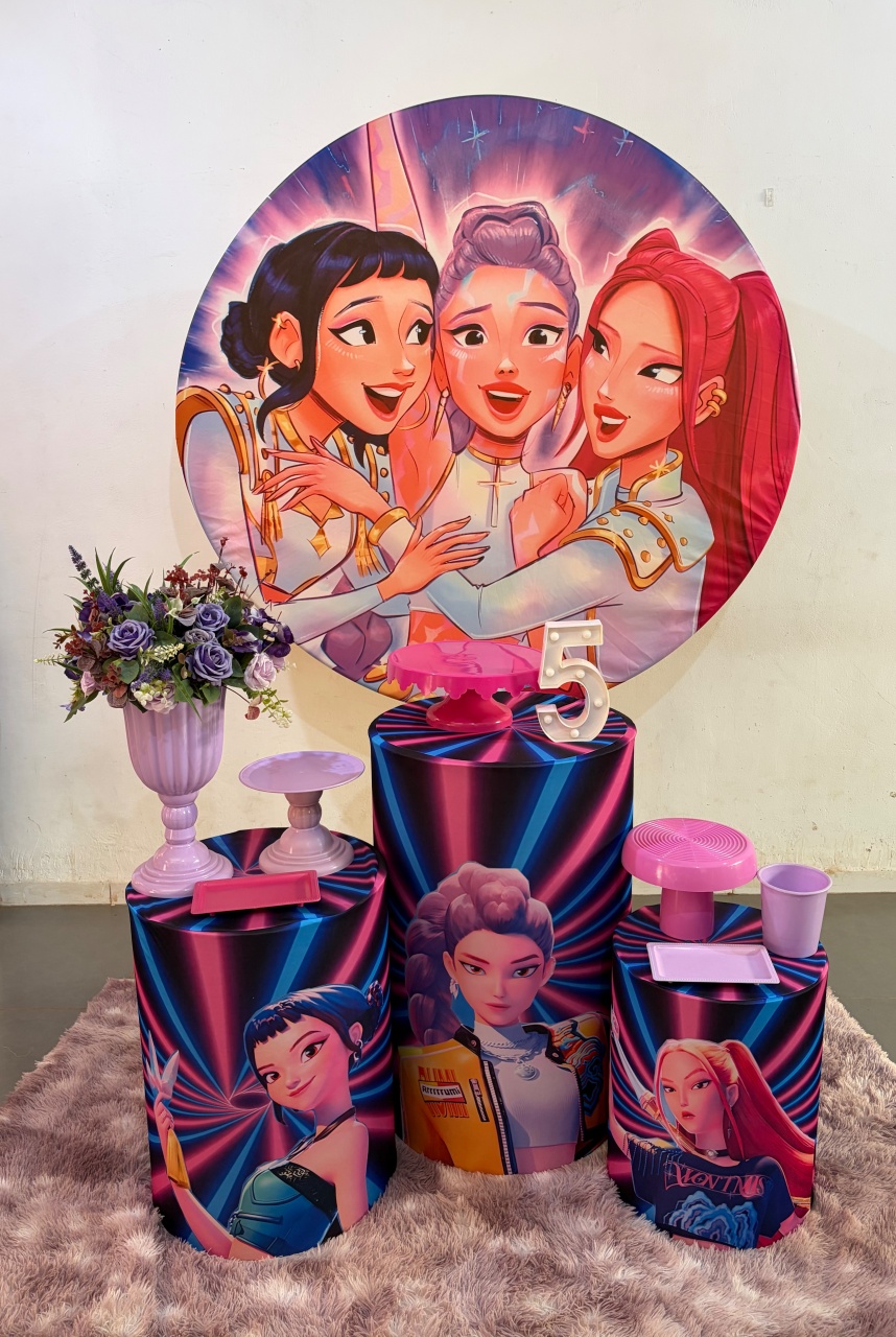 Guerreiras Do K-Pop Kit Ouro - DIVINA BELLAS FESTAS PEGUE E MONTE