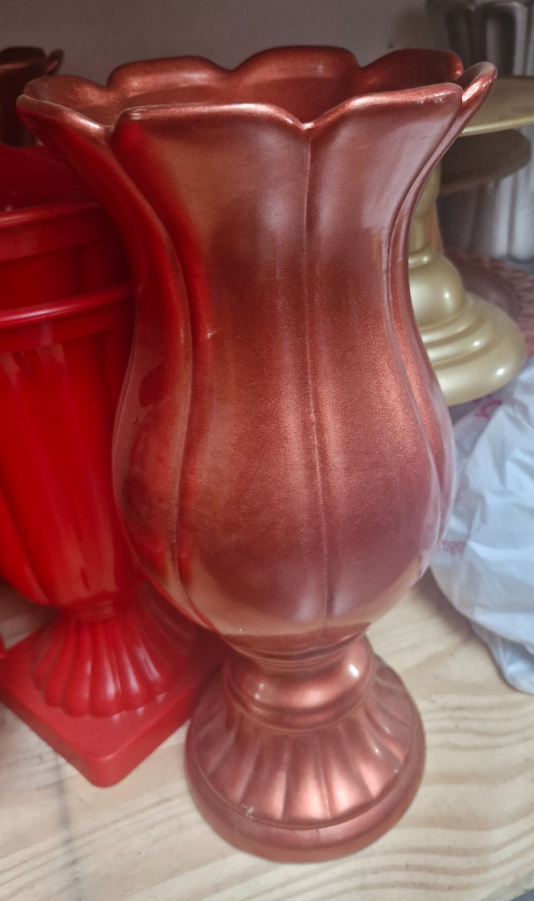 Vaso Cobre Tulipa Cerâmica - DIVINA BELLAS FESTAS PEGUE E MONTE