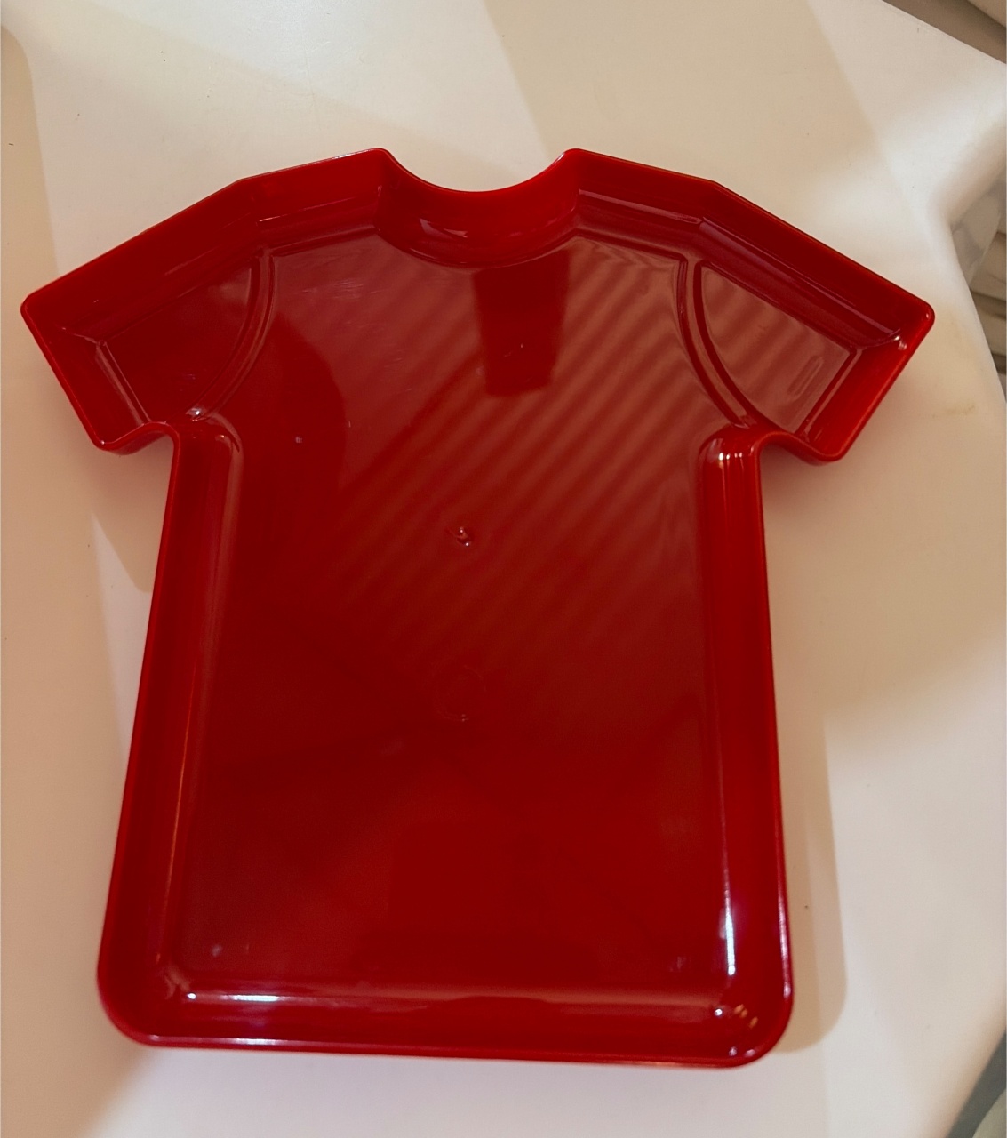 Bandeja Baixa Camisa Vermelha - DIVINA BELLAS FESTAS PEGUE E MONTE