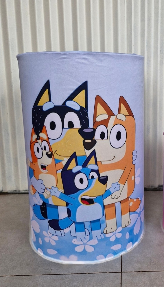 Bluey E Pingo Capa Cilindro G - DIVINA BELLAS FESTAS PEGUE E MONTE
