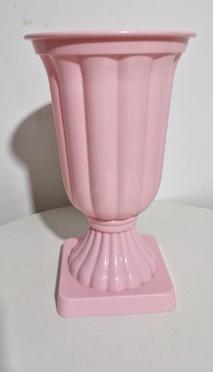 Vaso Rosa Claro Grande Poletileno - DIVINA BELLAS FESTAS PEGUE E MONTE