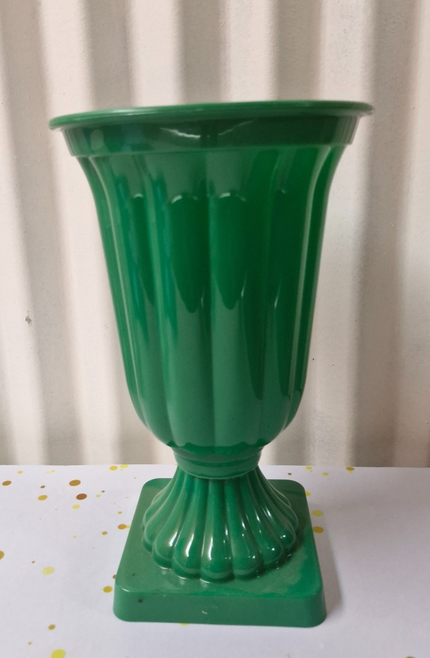 Vaso Verde Bandeira Grande Poletileno - DIVINA BELLAS FESTAS PEGUE E MONTE