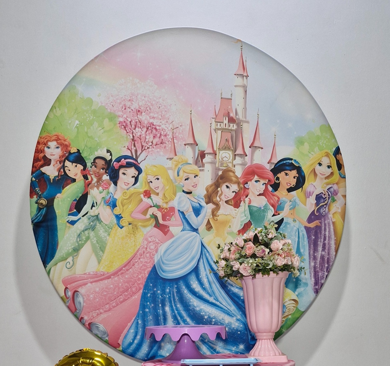 Painel Pincesas 1,5 - DIVINA BELLAS FESTAS PEGUE E MONTE