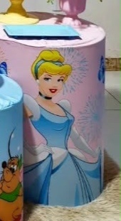 Cinderela Capa Cilindro Personagem M - DIVINA BELLAS FESTAS PEGUE E MONTE