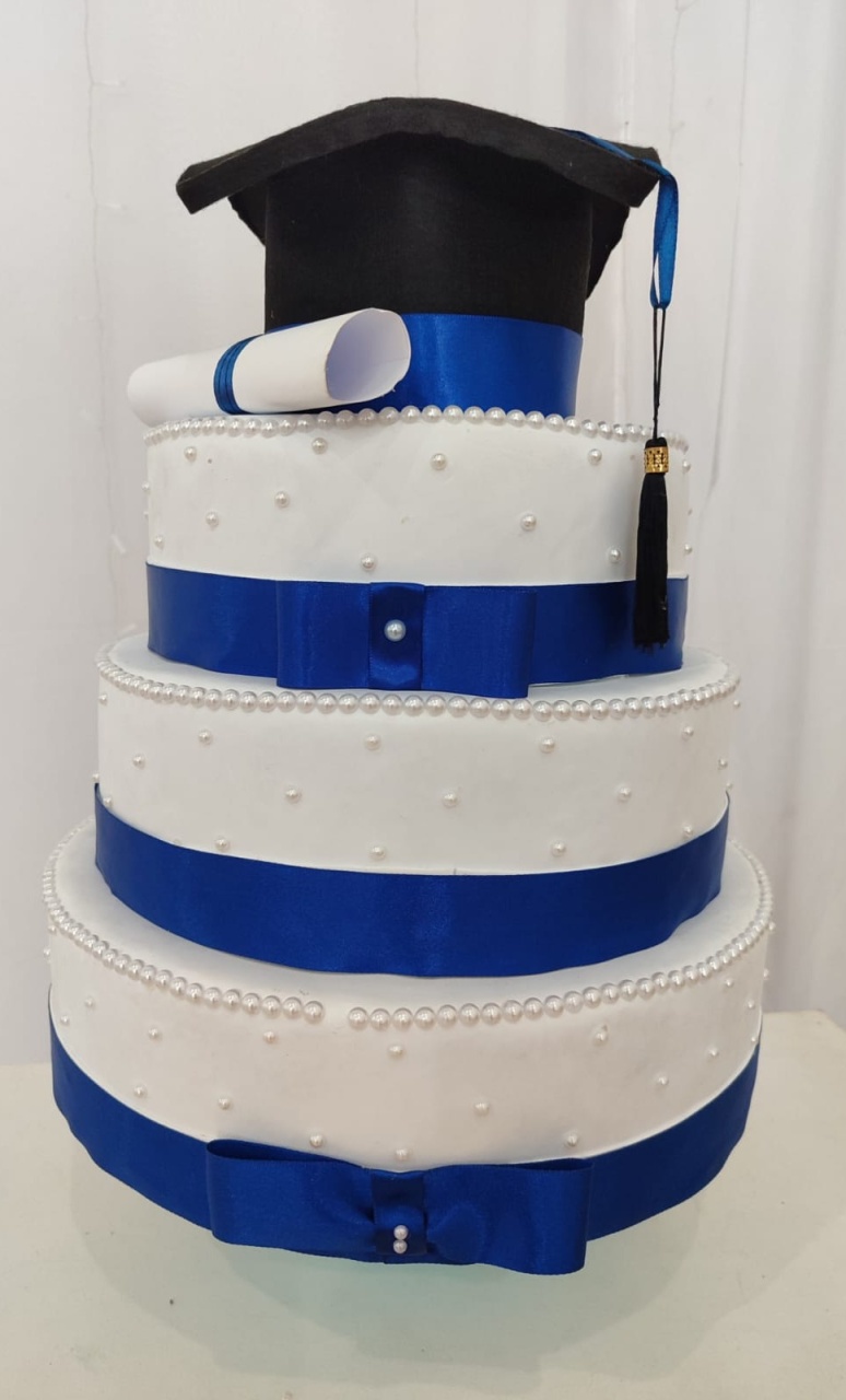 Bolofake Formatura Azul - N&M-pegue e monte