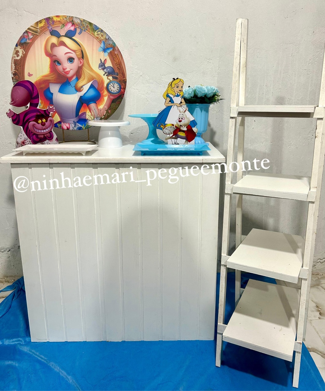 Kit Mesa Alice No Pais das Maravilhas  - N&M-pegue e monte