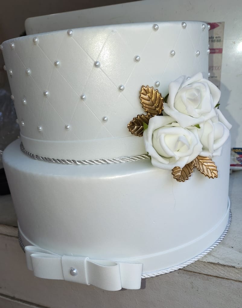 Bolofake  Casamento 2 - N&M-pegue e monte