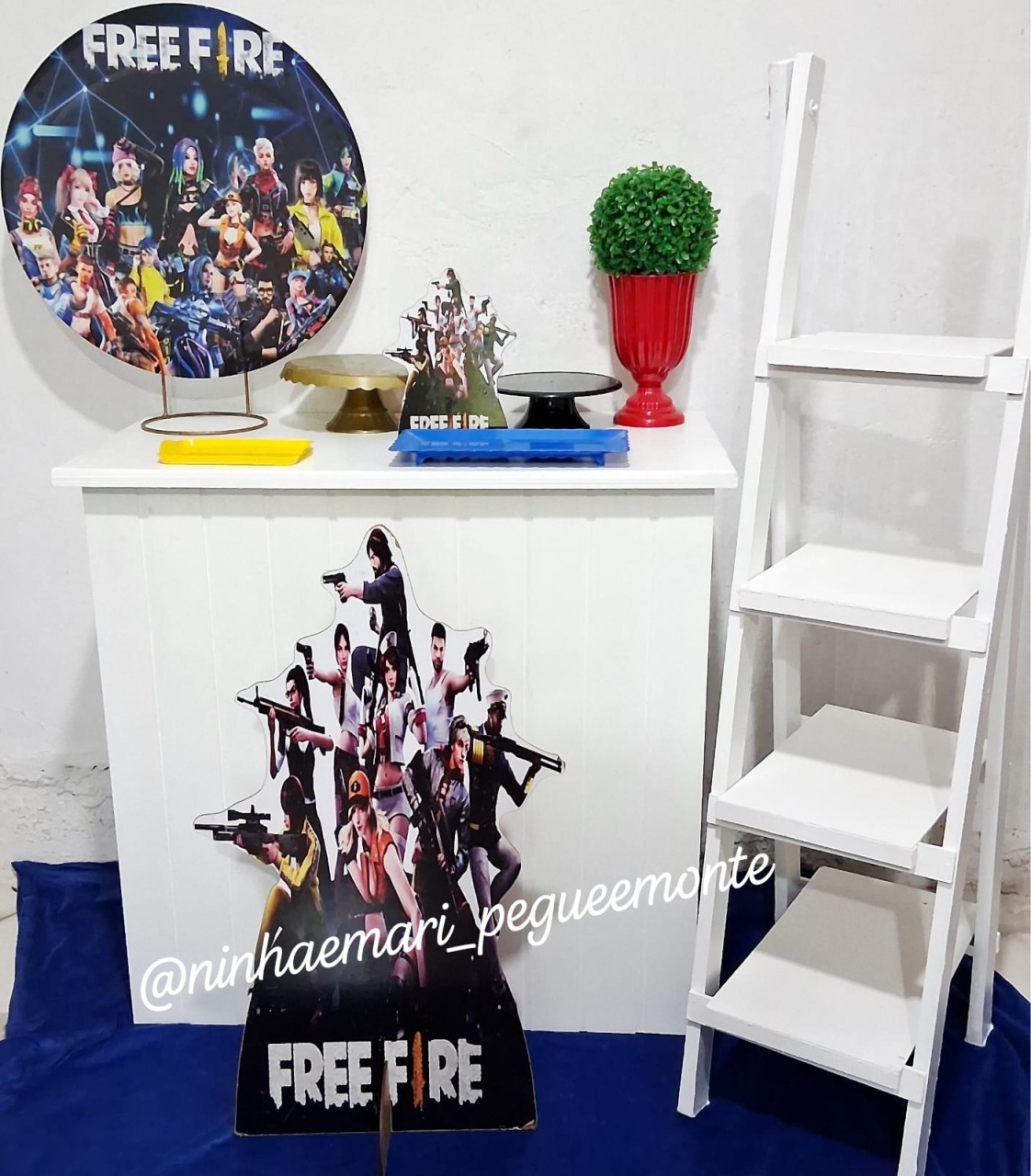 Kit Mesa Acessórios Free Fire 2 - N&M-pegue e monte