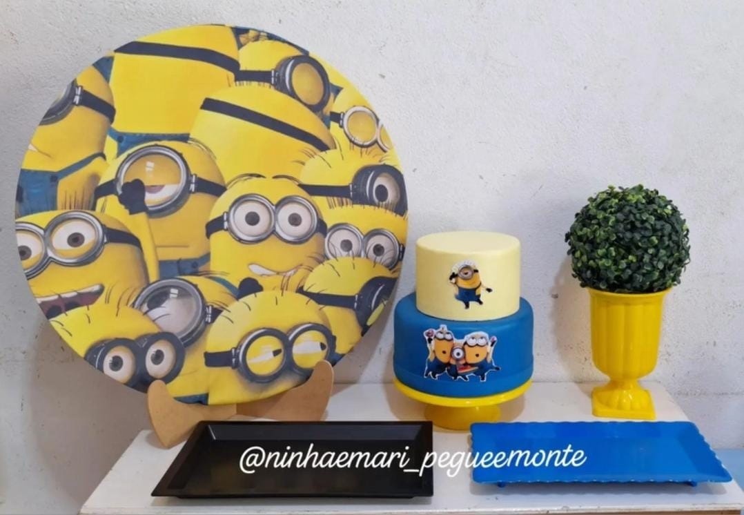 Kit Mesa Minnions - N&M-pegue e monte