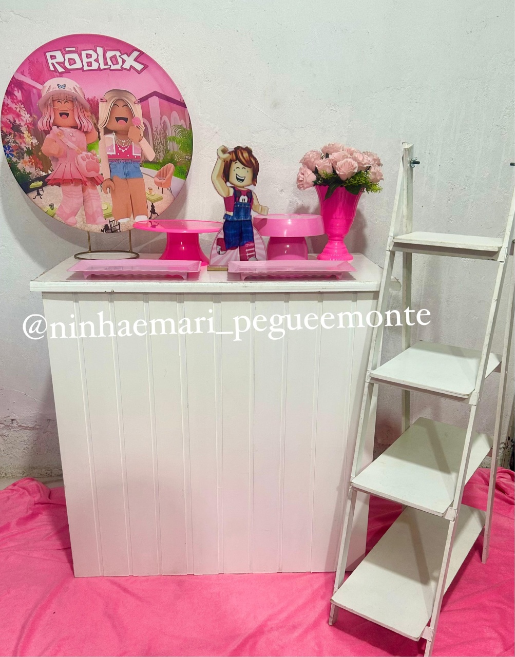 Kit Mesa Roblox Menina 2 - N&M-pegue e monte