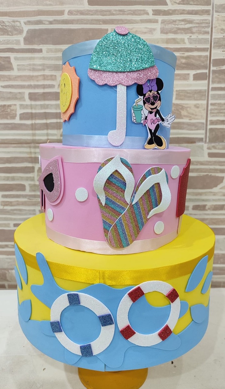 Bolofake Minnie Pool Party  - N&M-pegue e monte