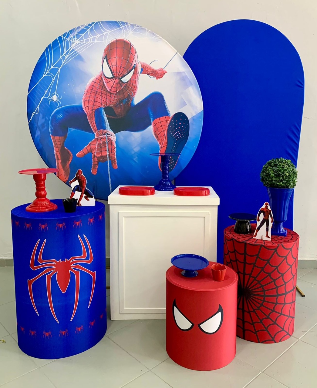 Kit Ouro Homem Aranha  02 - Lili decorações pegue emonte