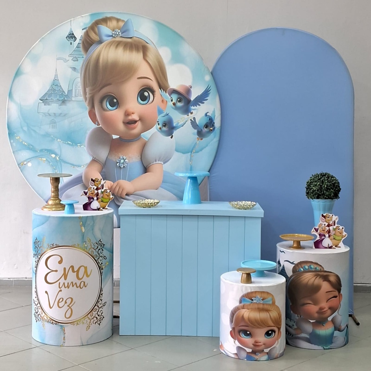 Kit Ouro Cinderela Baby - Lili decorações pegue emonte