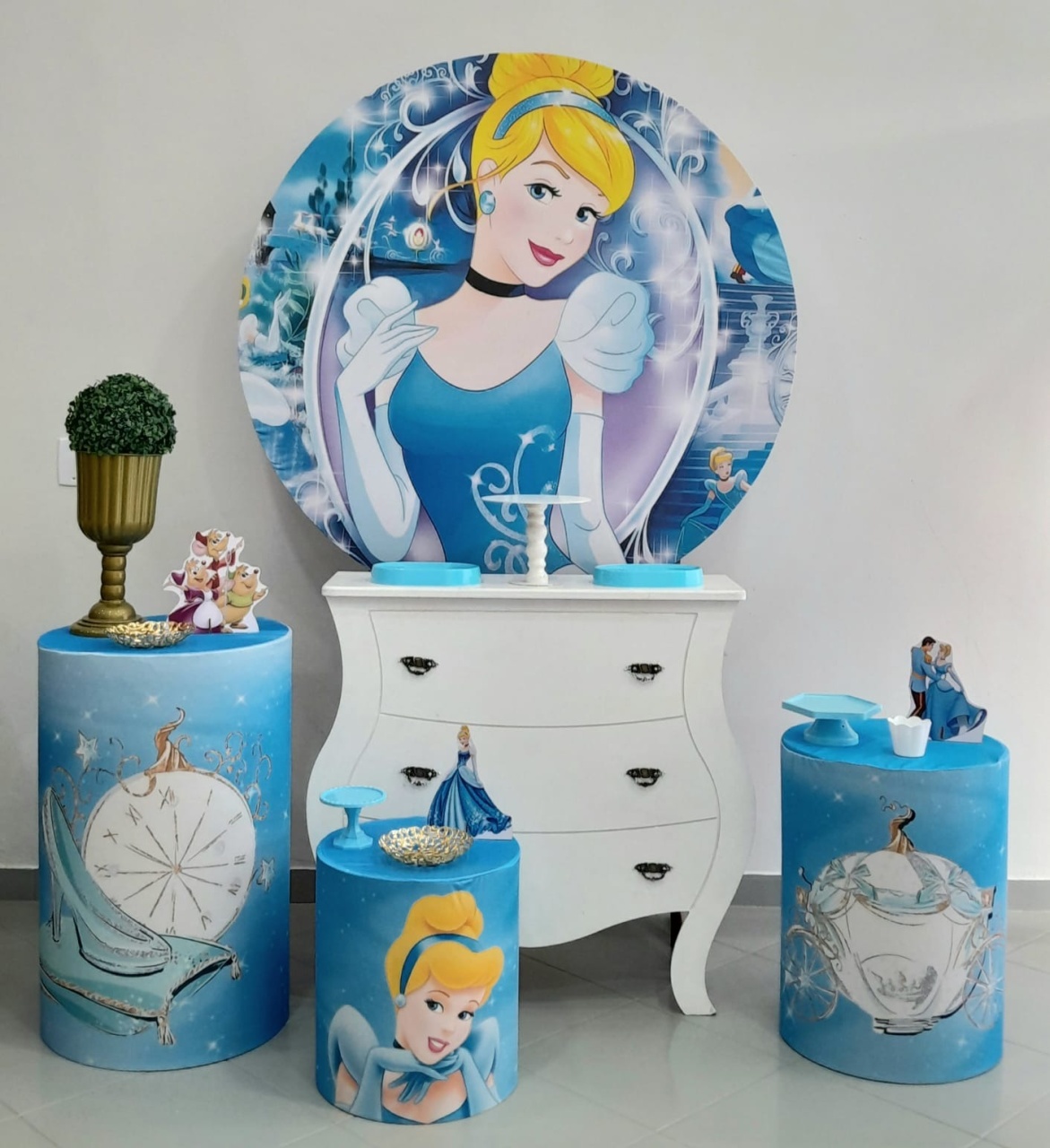 Kit Prata Cinderela - Lili decorações pegue emonte