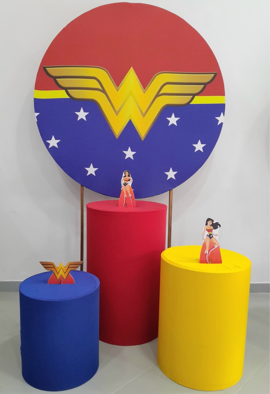 Kit Básico Mulher Maravilha - Lili decorações pegue emonte