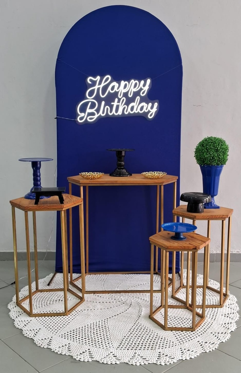 Composição Azul + Sextavada + Led - Lili decorações pegue emonte