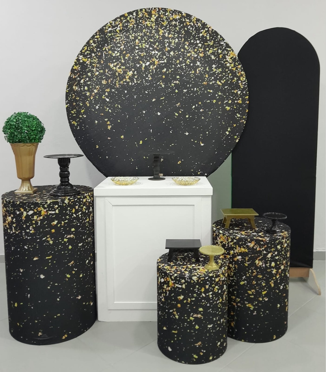 Kit Ouro Preto Com Dourado - Lili decorações pegue emonte