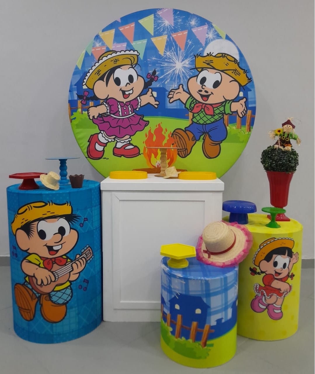 Kit Prata Festa Junina / Turma da Mônica  - Lili decorações pegue emonte