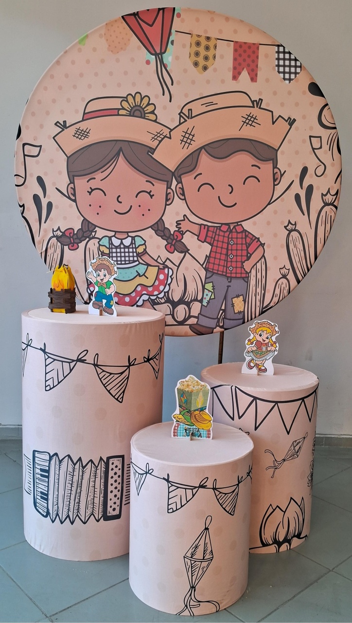 Kit Básico Festa Junina Menino E Menina - Lili decorações pegue emonte