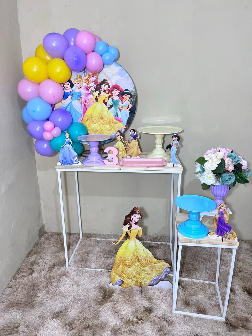 Princesas  - Mini Festa - Kit Comemore  - PEGUE E MONTE CATALAGO VEM FESTEJAR PALMAS