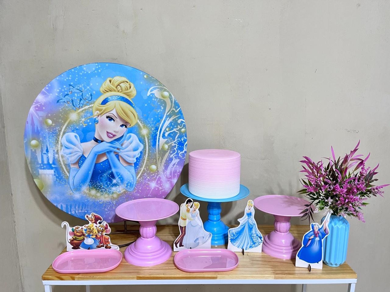 Princesa Cinderela  - Mini Festa - Kit Parabéns - PEGUE E MONTE CATALAGO VEM FESTEJAR PALMAS