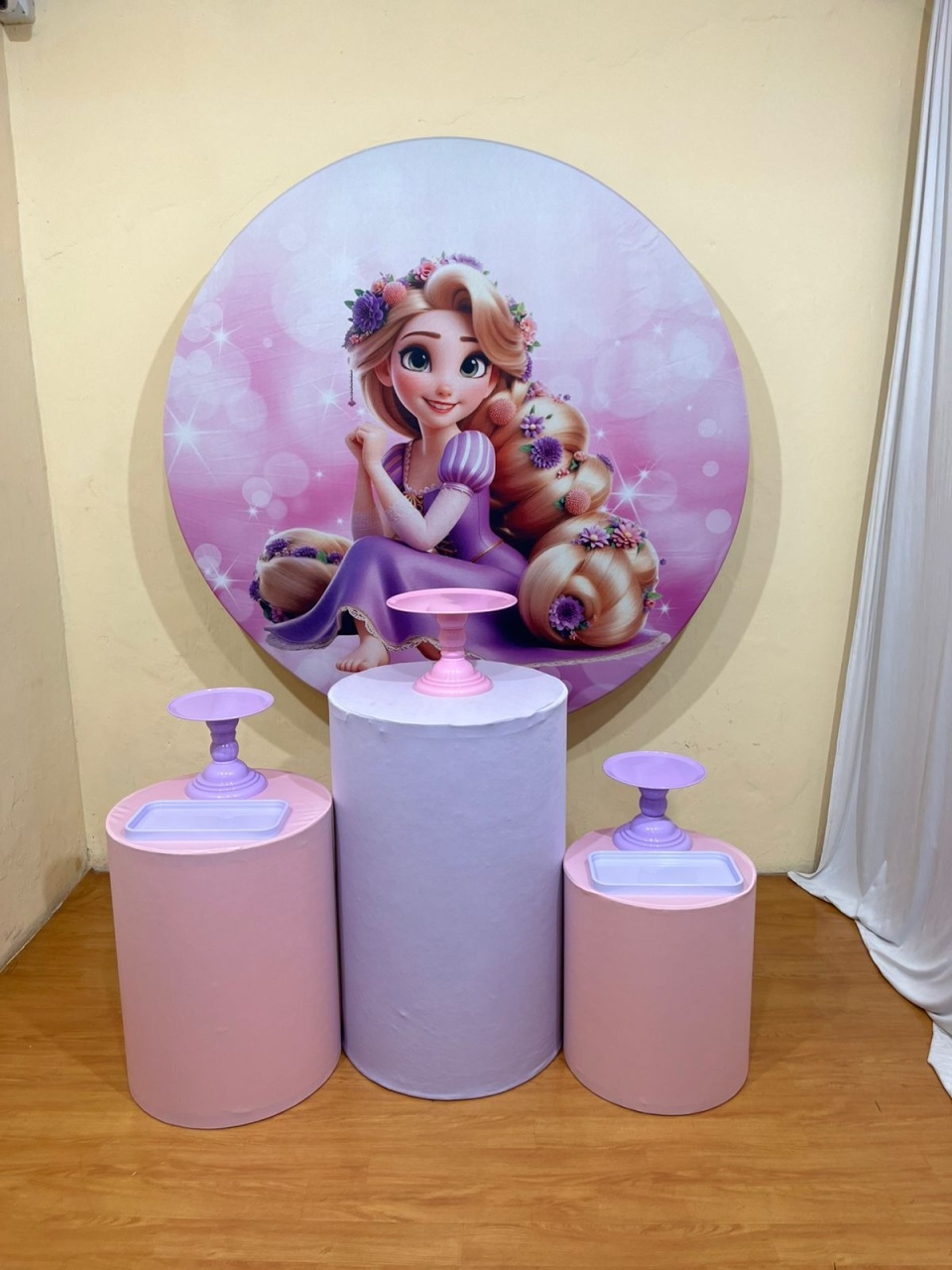 Rapunzel - Festa Completa - Kit Festejar - PEGUE E MONTE CATALAGO VEM FESTEJAR PALMAS
