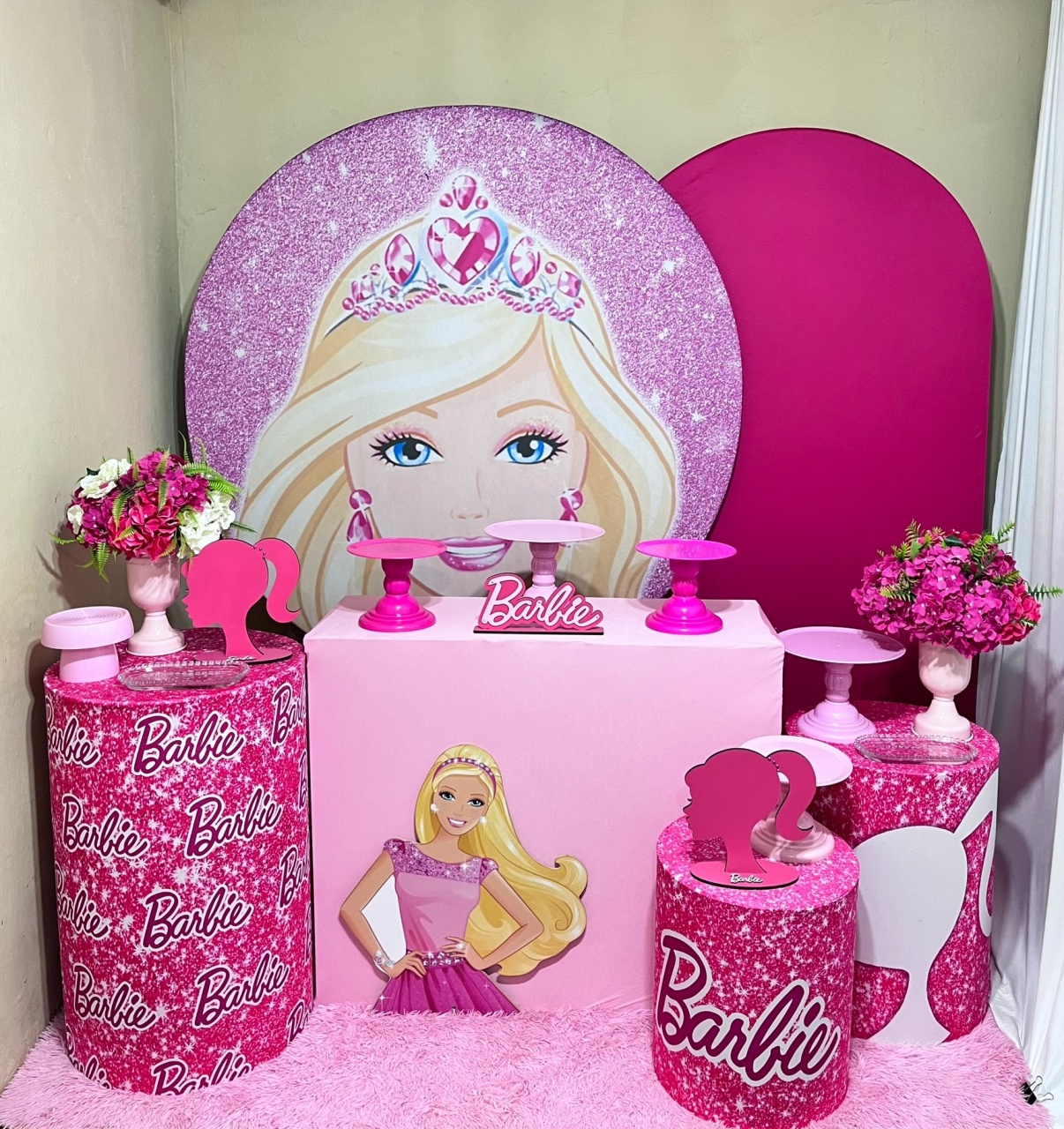 Barbie 1   - Festa Completa - Kit Festão - PEGUE E MONTE CATALAGO VEM FESTEJAR PALMAS