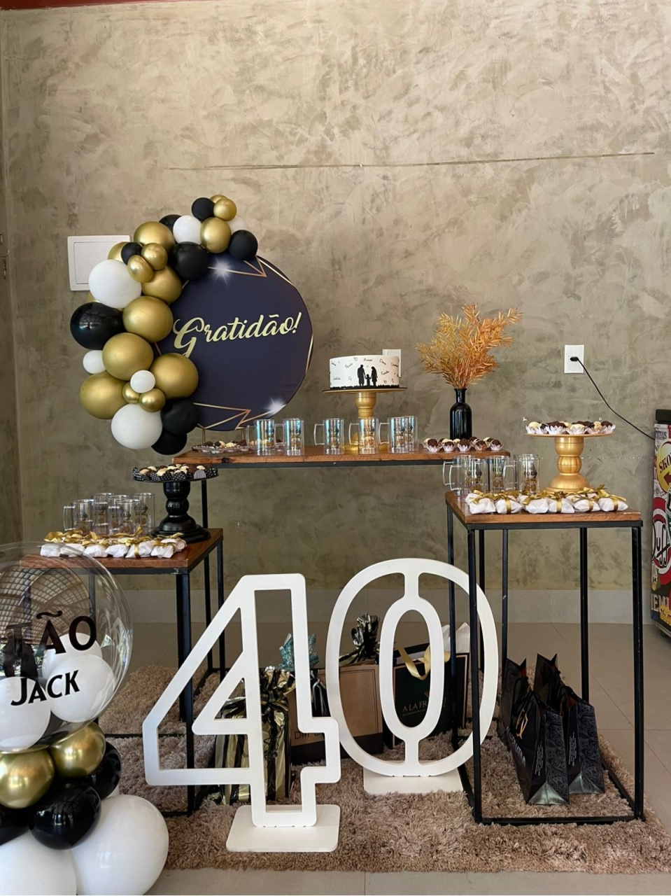 Resultado da Cliente - Gratidão Preto - Mini Festa - Kit Festão Com Numeros - PEGUE E MONTE CATALAGO VEM FESTEJAR PALMAS